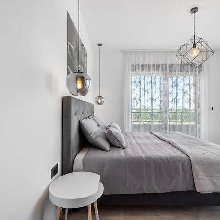 Jollie Zadarvillas וילה *