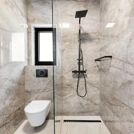 וילה Jollie Zadarvillas