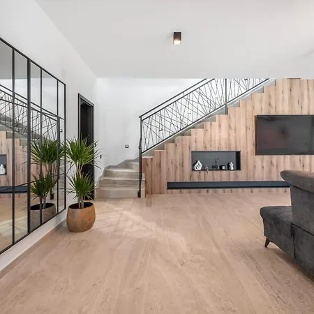 Jollie Zadarvillas וילה