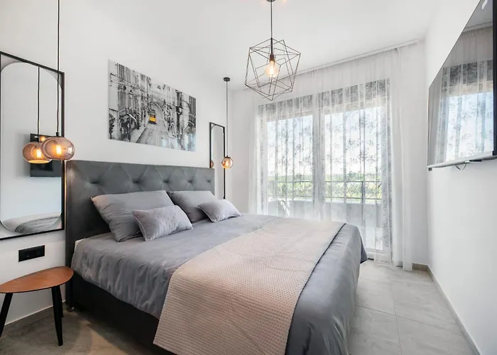 Jollie Zadarvillas Вилла Биоград-на-Мору