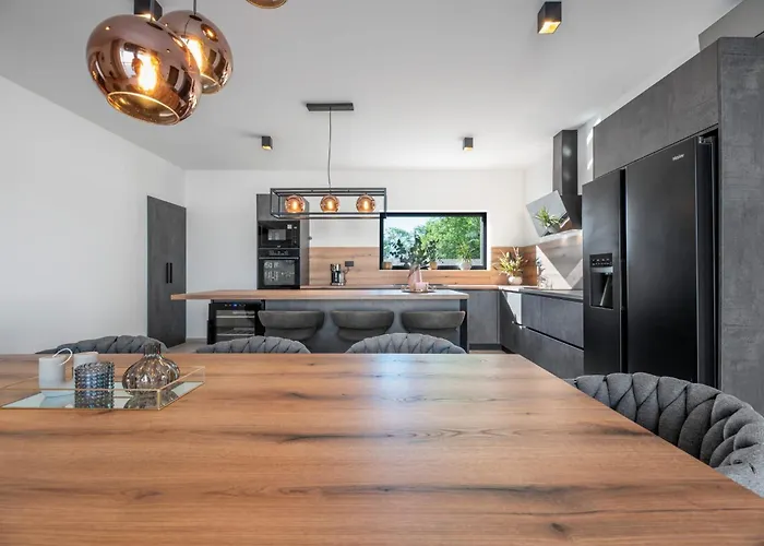 Вилла Jollie Zadarvillas Биоград-на-Мору