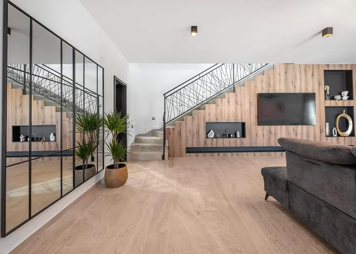 Jollie Zadarvillas Вилла