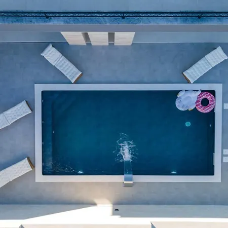 Jollie Zadarvillas Villa