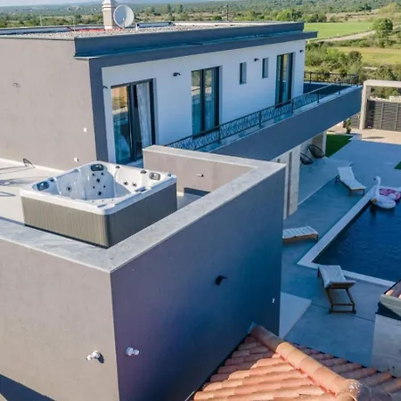 Villa Jollie Zadarvillas